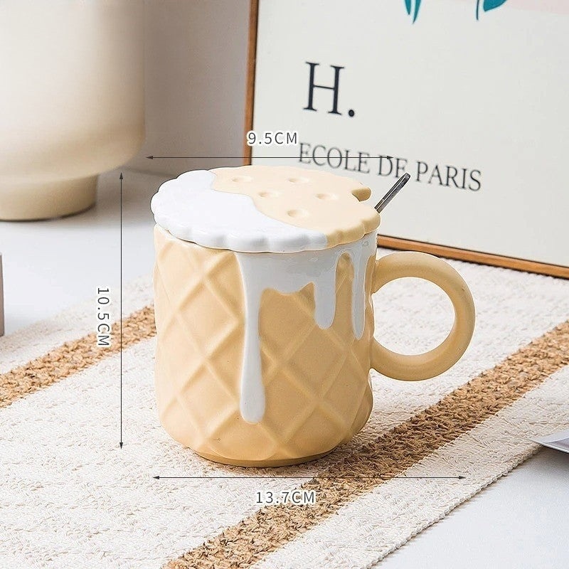 Ceramic Coffee Mug with Lid and Spoon - Cookie Design